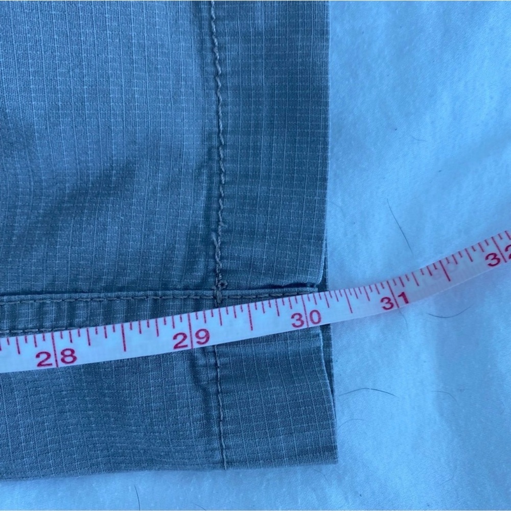 Vuori Taupe/Khaki Womenβs Ripstop Pant, Size M - Picture 10 of 13